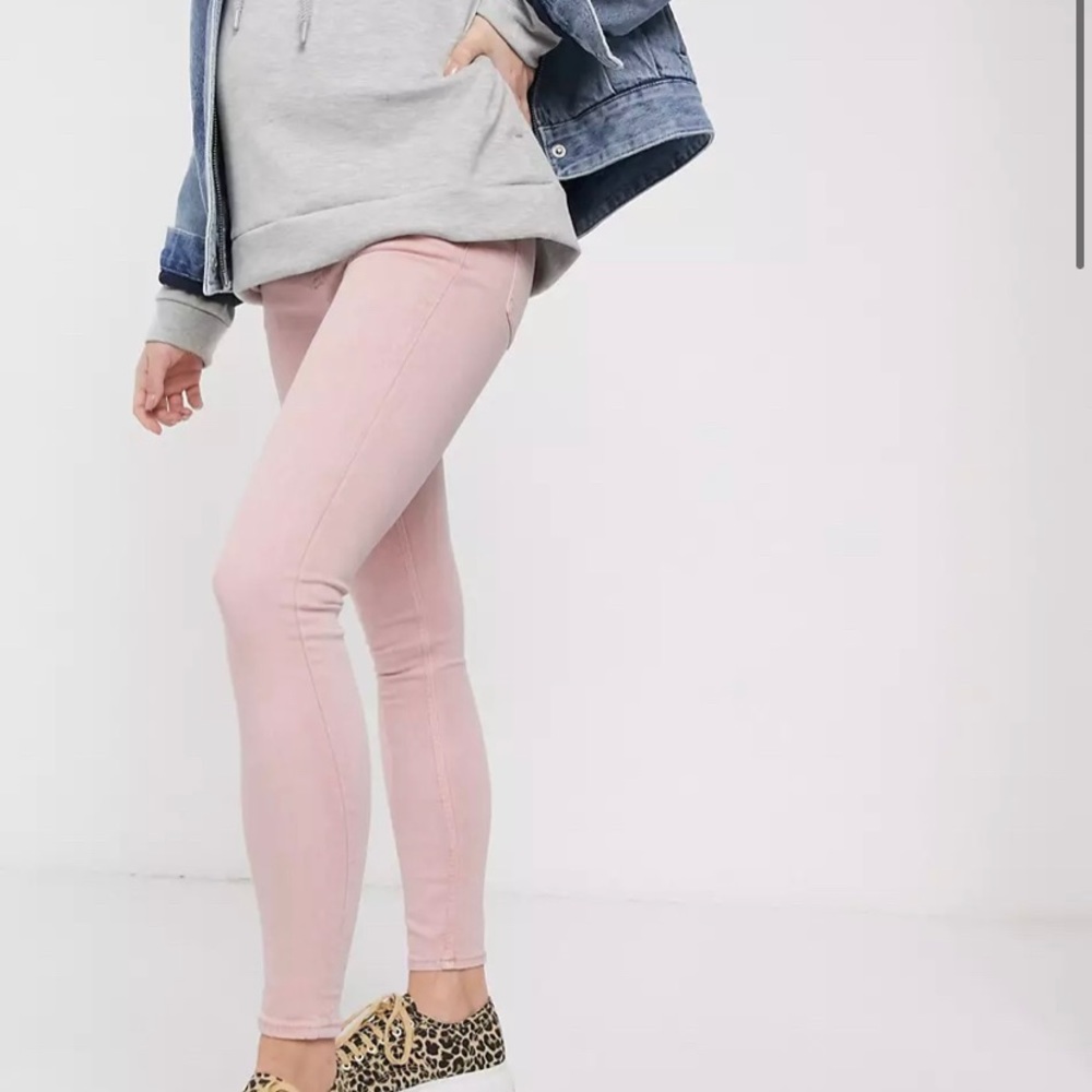 Maternity pink skinny jeans
